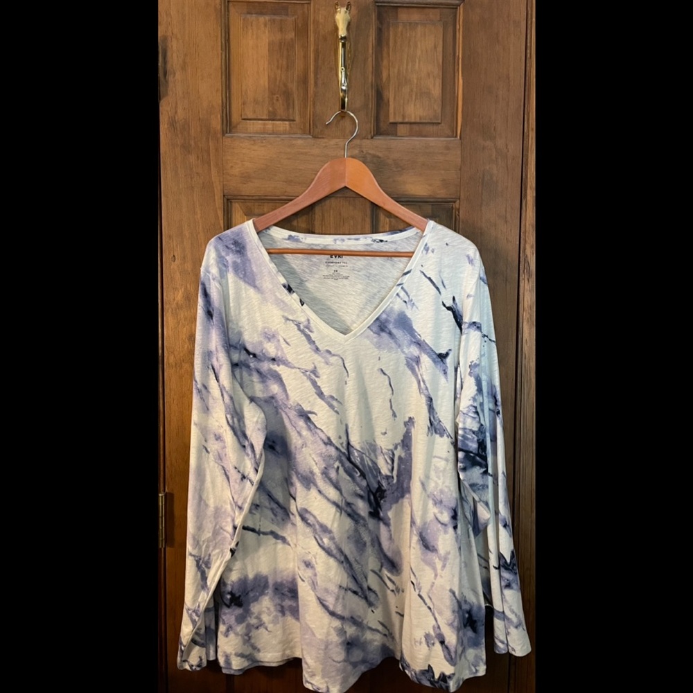Evri. Everyday tee.